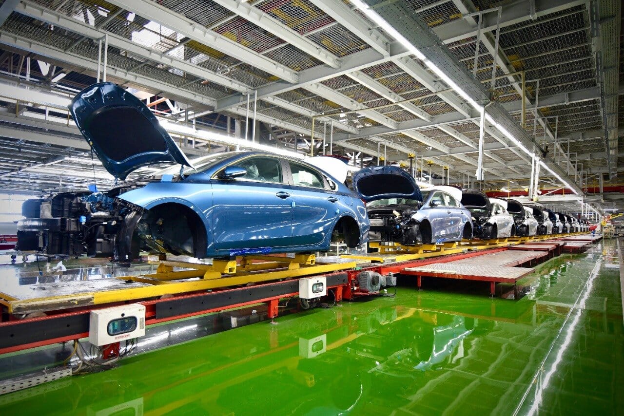 И снова 146%. В Калининграде собираются выпустить за 4 года 300 000 электромобилей — по 60 000 в год