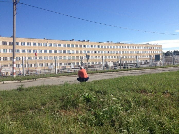 «Погиб и погиб», — депутат Госдумы об очередной гибели мобилизованного в центре Минобороны