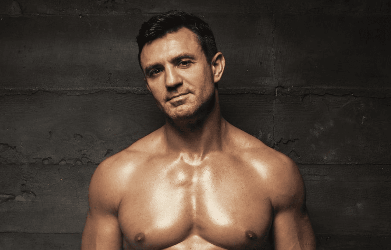 Замглавы фракции партии Зеленского уволят за поездку в Таиланд, его исключили из «Слуги народа»