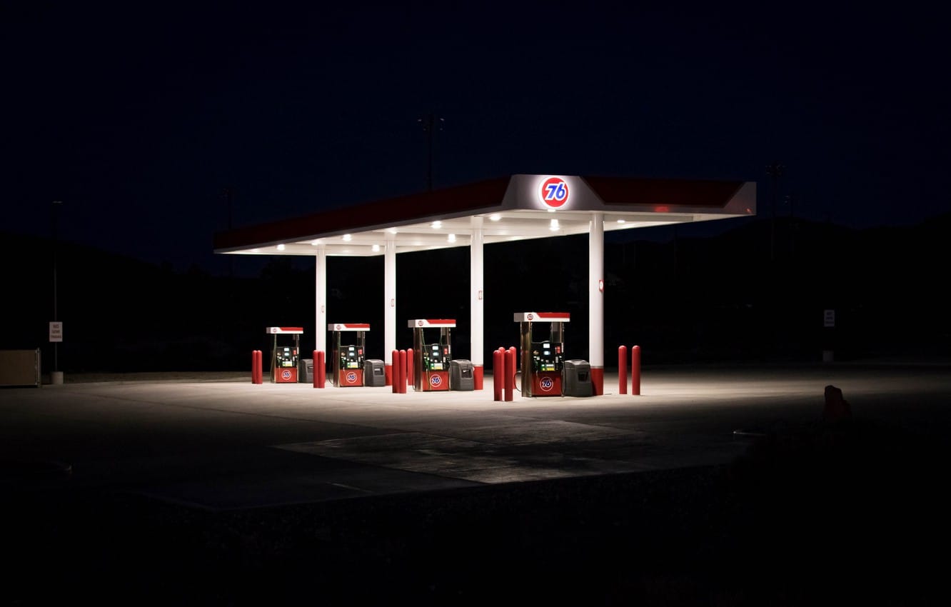 Bloomberg: Европа мгновенно нашла замену российским нефтепродуктам