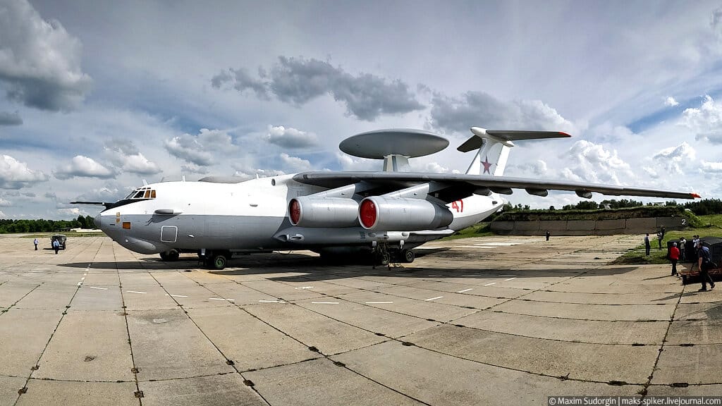 ФСБ заявила о предотвращении атаки дронов на военный аэропорт в Ивановской области