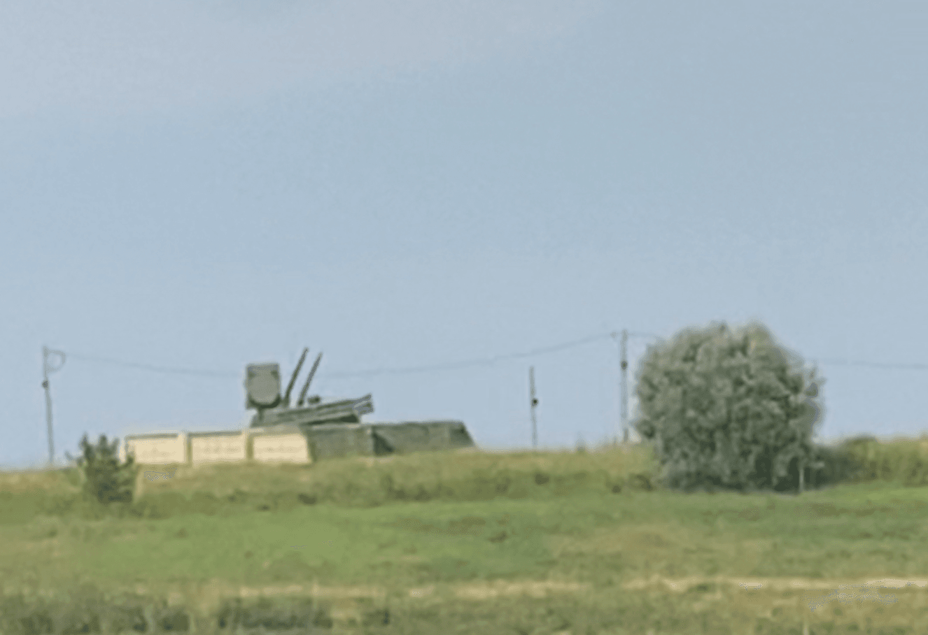 На самом большом мусорном полигоне Москвы установили зенитный ракетно-пушечный комплекс «Панцирь-С1»