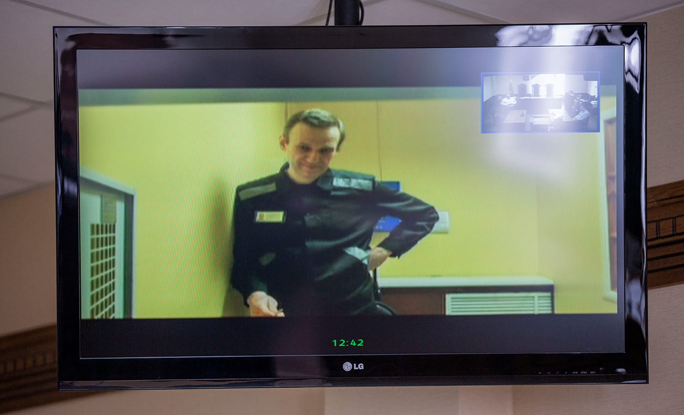 Навального в 19-й раз отправили в ШИЗО. С учетом нового взыскания его срок пребывания там увеличится в общей сложности до 220 суток