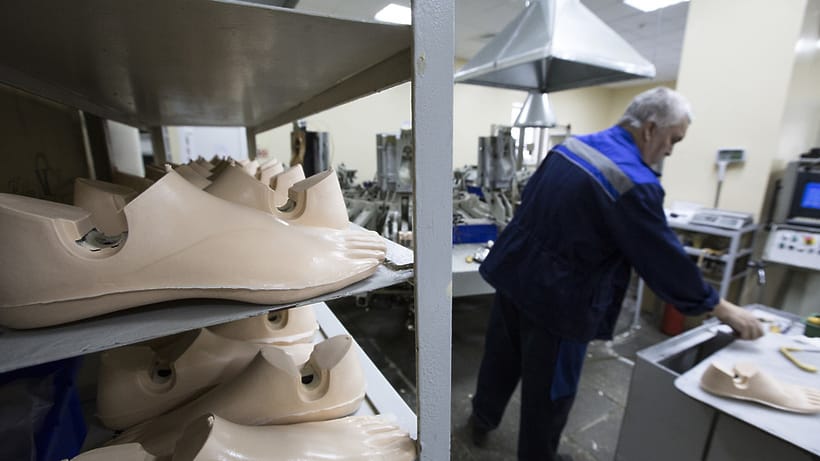 Минтруд заявил о росте спроса на протезы рук и ног, понадобится не менее 60–70 тысяч в год — Baza