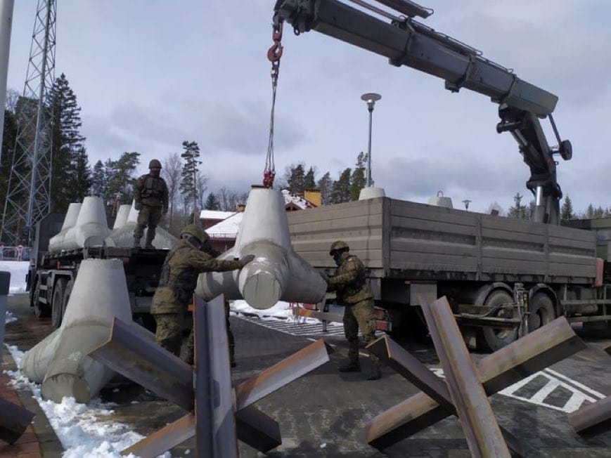 Страны Балтии и Польша попросили ЕС профинансировать строительство линии обороны на границе с Беларусью и РФ — Reuters