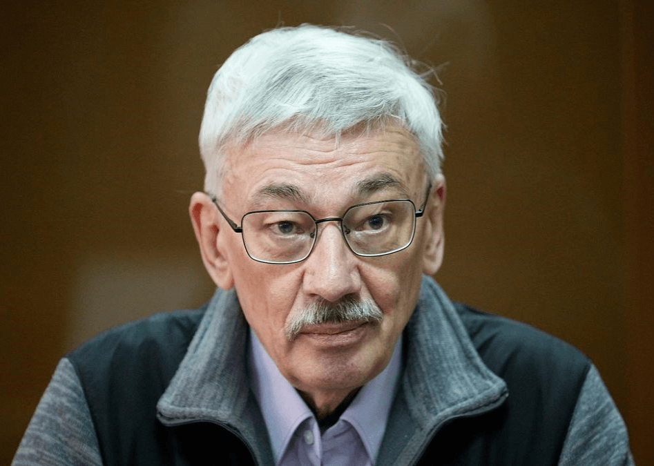 Политзаключенных Ксению Фадееву и Олега Орлова этапировали в неизвестном направлении