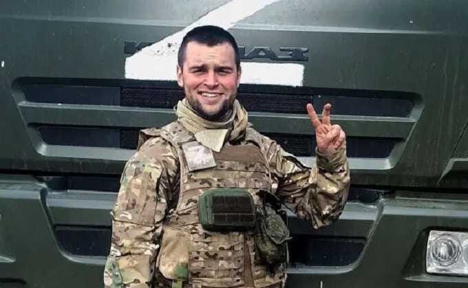 Z-блогер Егор Гузенко, критиковавший Путина и Минобороны, рассказал о пытках из-за конфликта с бойцами «Ахмата»