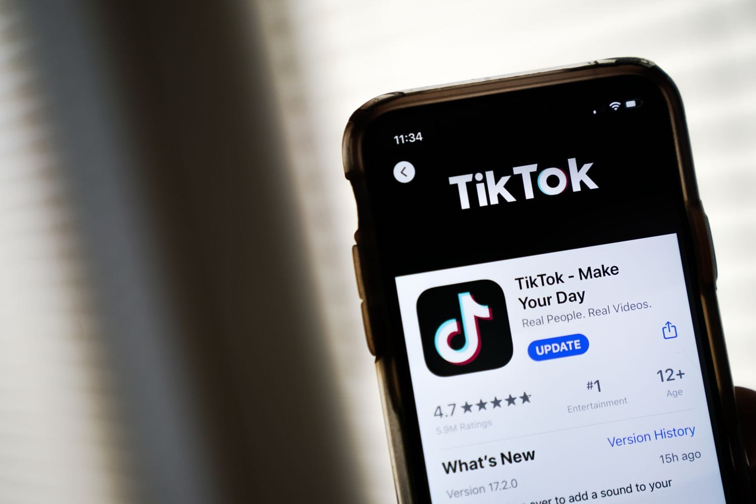 TikTok усилит борьбу с фейками перед парламентскими выборами в Молдове