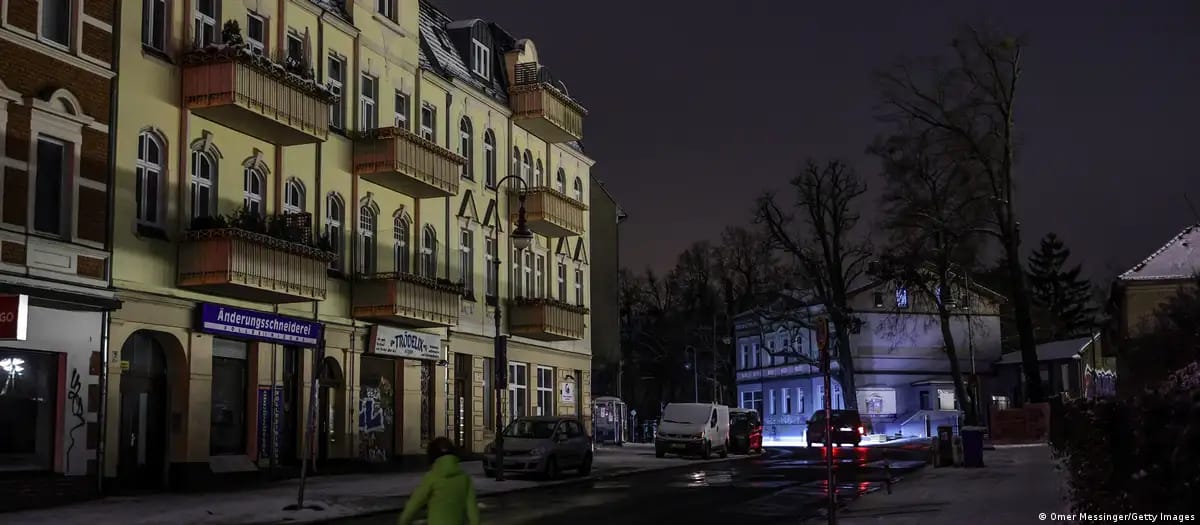 Власти Германии пообещали €1 млн за информацию об анархистской группировке «Вулкан», оставившей без света десятки тысяч домов в Берлине