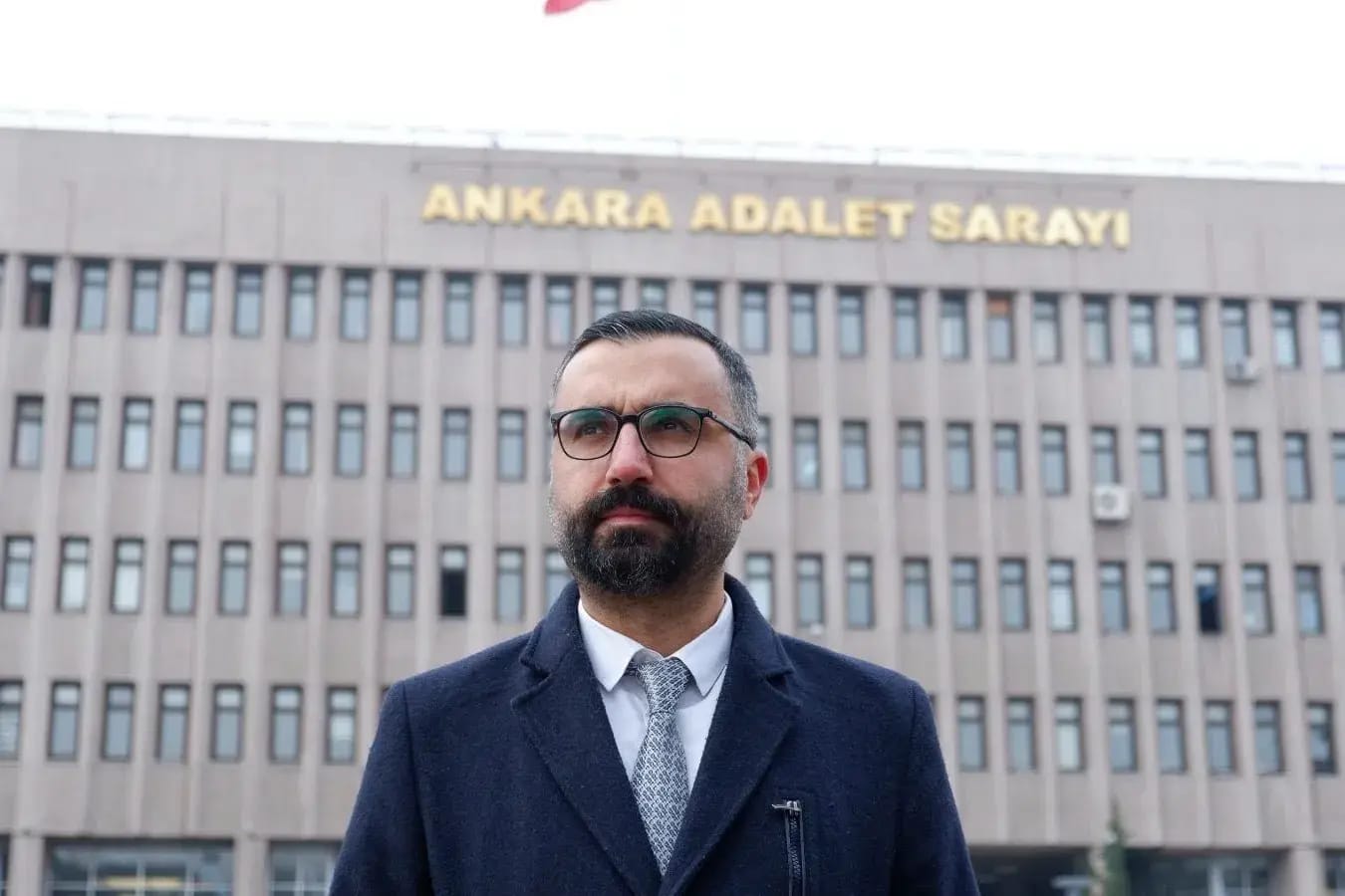 Журналиста Deutsche Welle Алиджана Улудага, задержанного в Турции, отпустили из-под стражи до суда