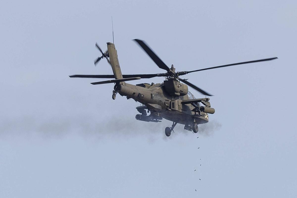 Трамп заявил, что Иран сбил американский вертолет Apache над Ормузским проливом и пообещал военный ответ