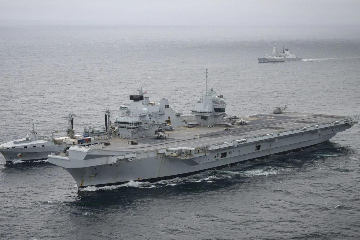 Фото: авианосец HMS Prince of Wales / Getty Images