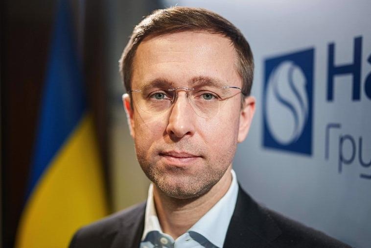 Evgeniy Maloletka / AP
