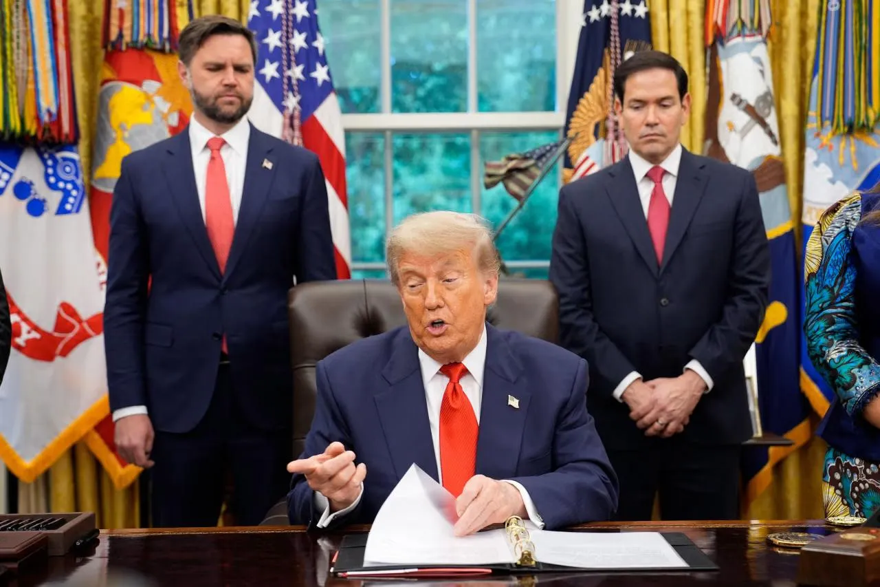 Кандидаты в претенденты. Почему Трампу будет сложно передать власть по наследству