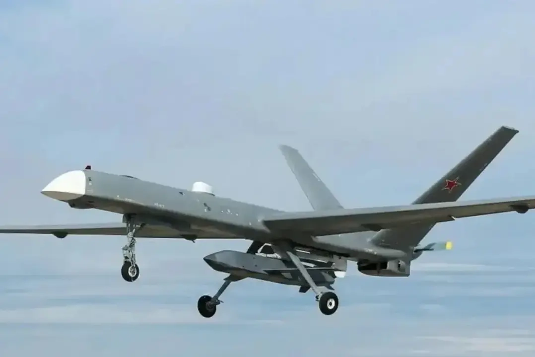 Беспилотник «Кронштадт Орион», оснащенный ракетой «Бандероль». Фото: Nordsint