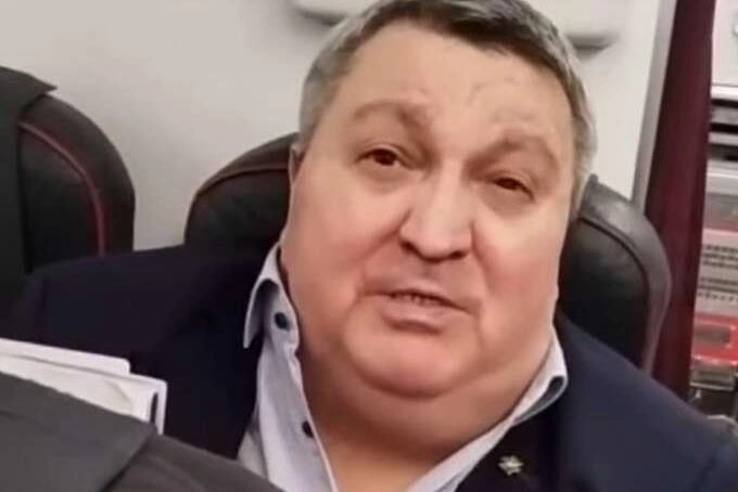 Адам Ислуев