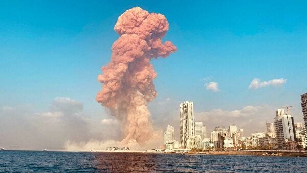 В Бейруте прогремел мощный взрыв — видео