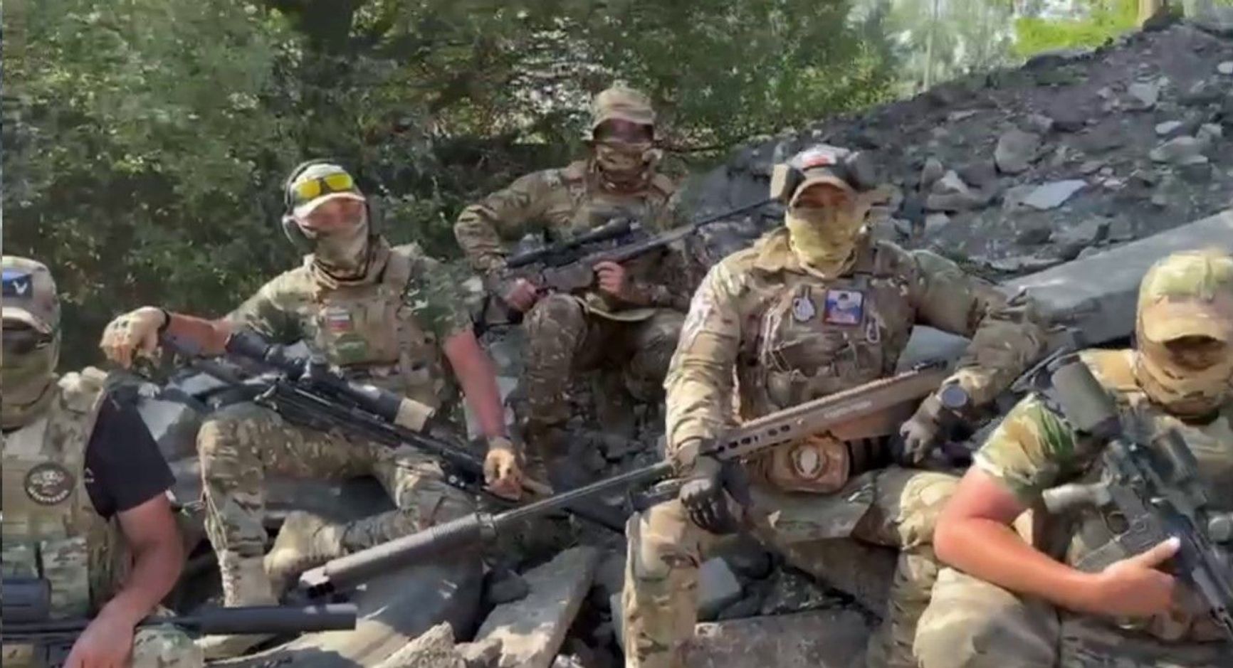 Marines with a Barrett M107 50 BMG sniper rifle