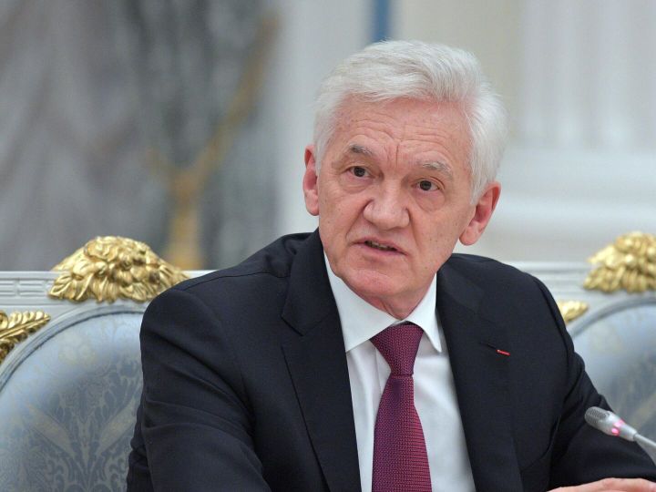 Semiz eshaklar va yuzga otirish