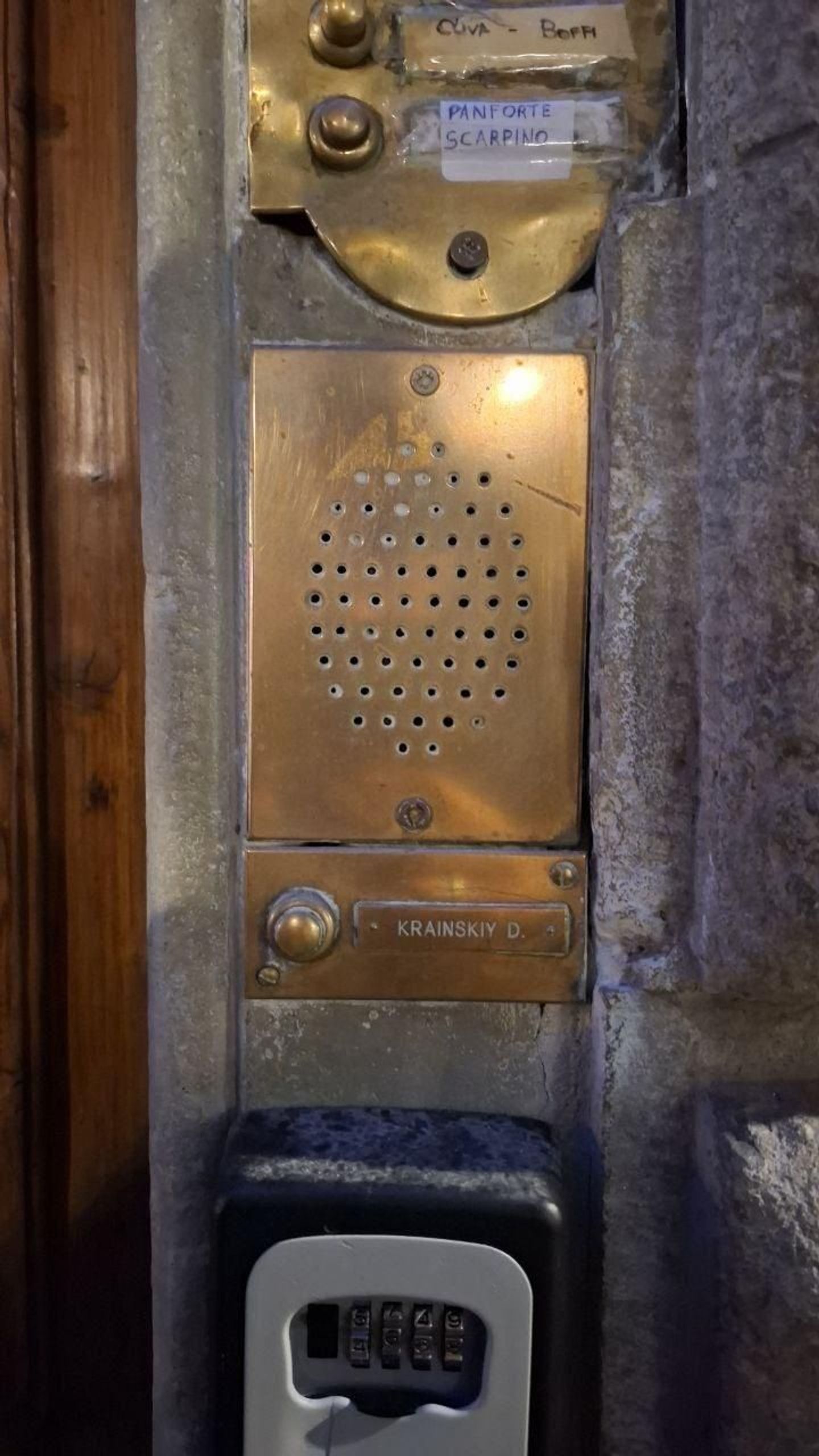 The nameplate on the intercom indicates one “Krainskiy D.” as the apartment's main resident.