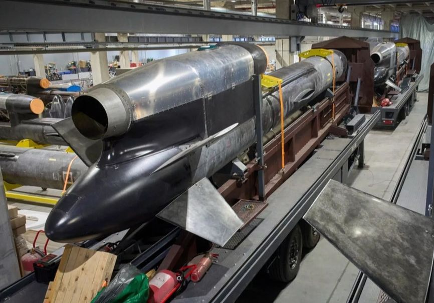 Montering av Flamingo-cruisemissilet