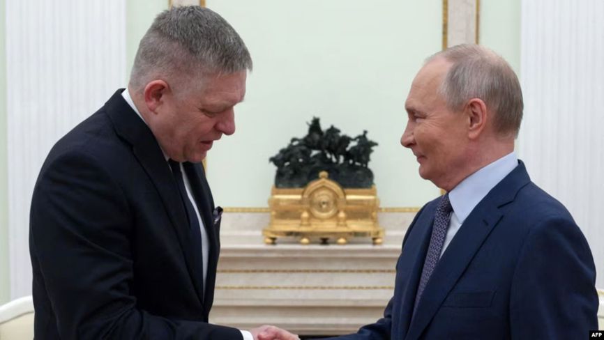 Putin og Fico på møtet i Beijing