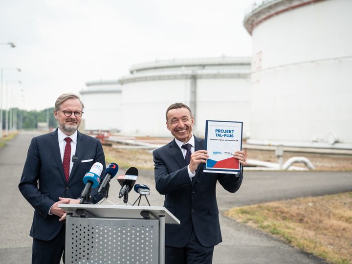 Чехия впервые в истории полностью отказалась от российской нефти