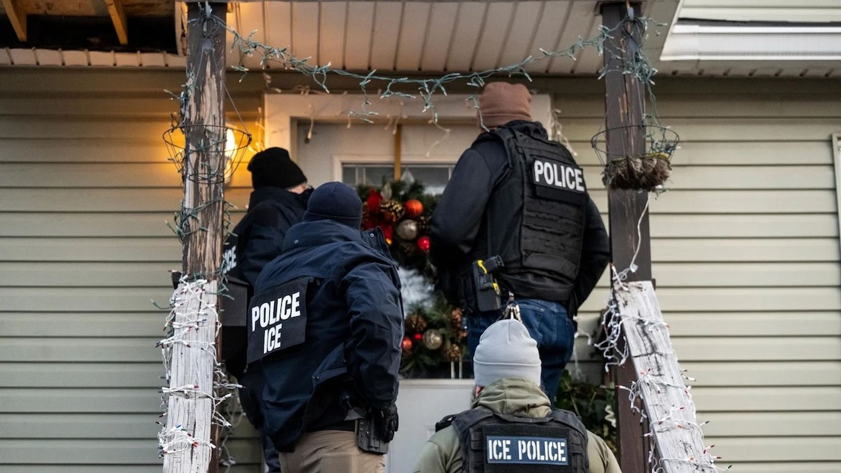 An ICE raid in Chicago