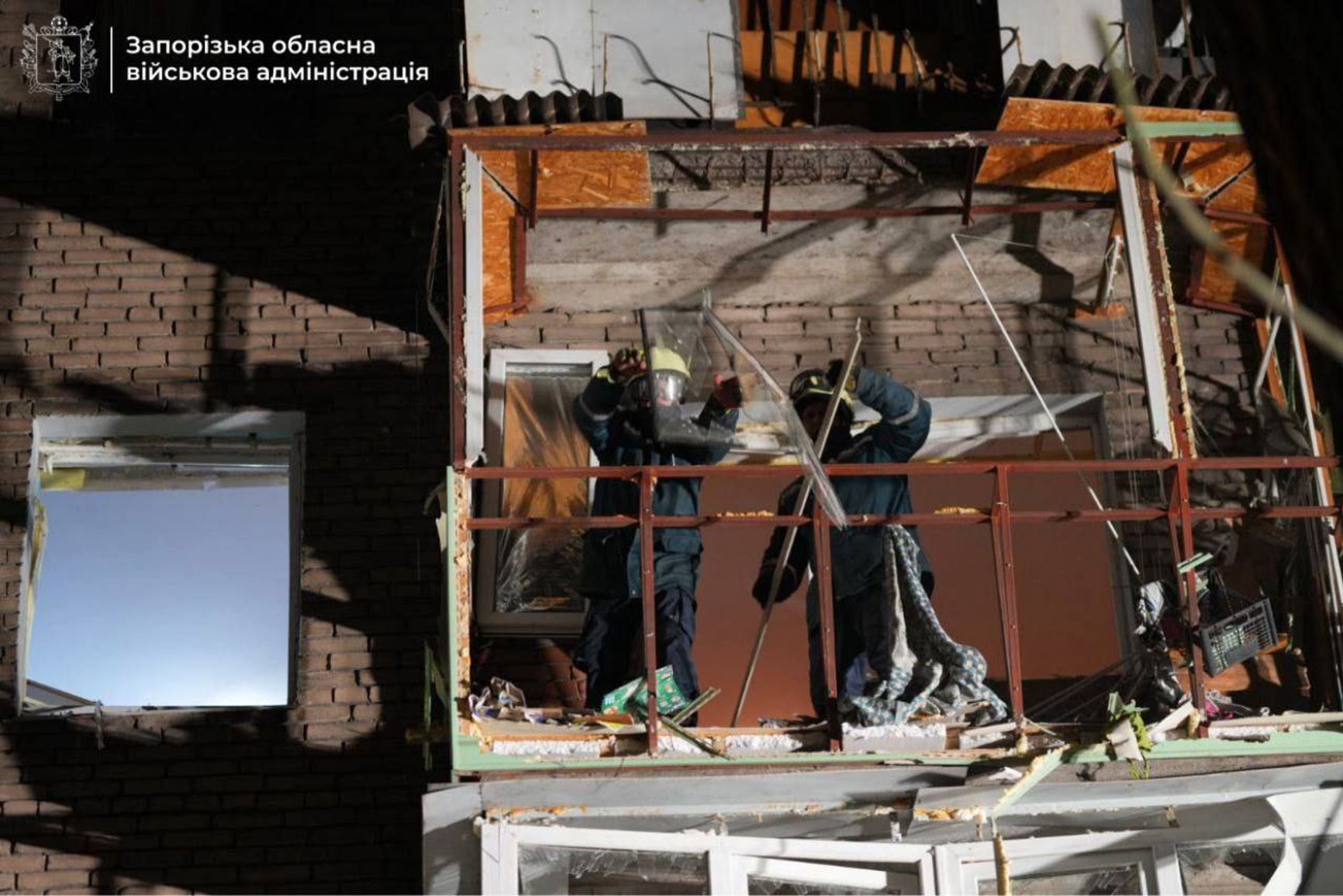 Последствия российского обстрела Запорожья в ночь на 24 февраля 2026 года