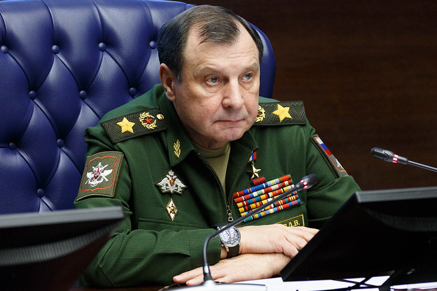 Заместитель министра обороны РФ, Герой России генерал армии Дмитрий Булгаков