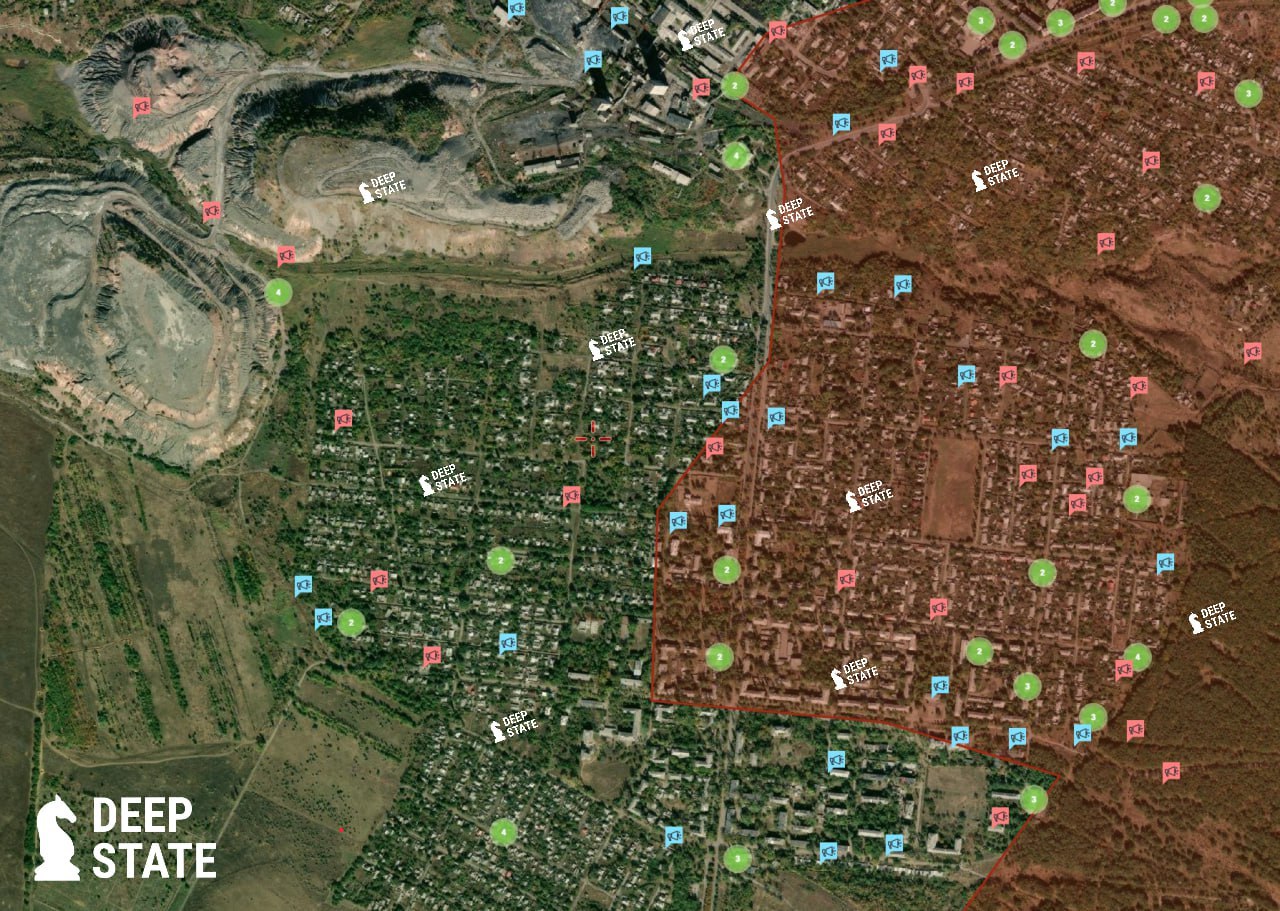 Зафиксированные случаи огневого поражения ВС РФ (красным) и ВСУ (синим) в Торецке с 18 ноября по 8 декабря 2024 года