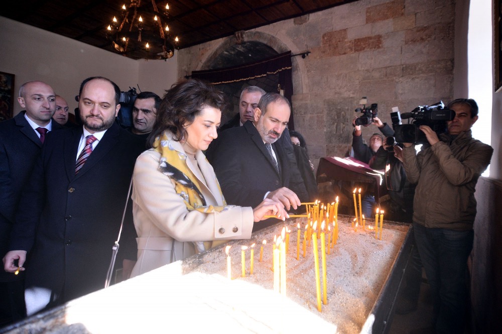 Никол Пашинян с супругой Анной Акопян