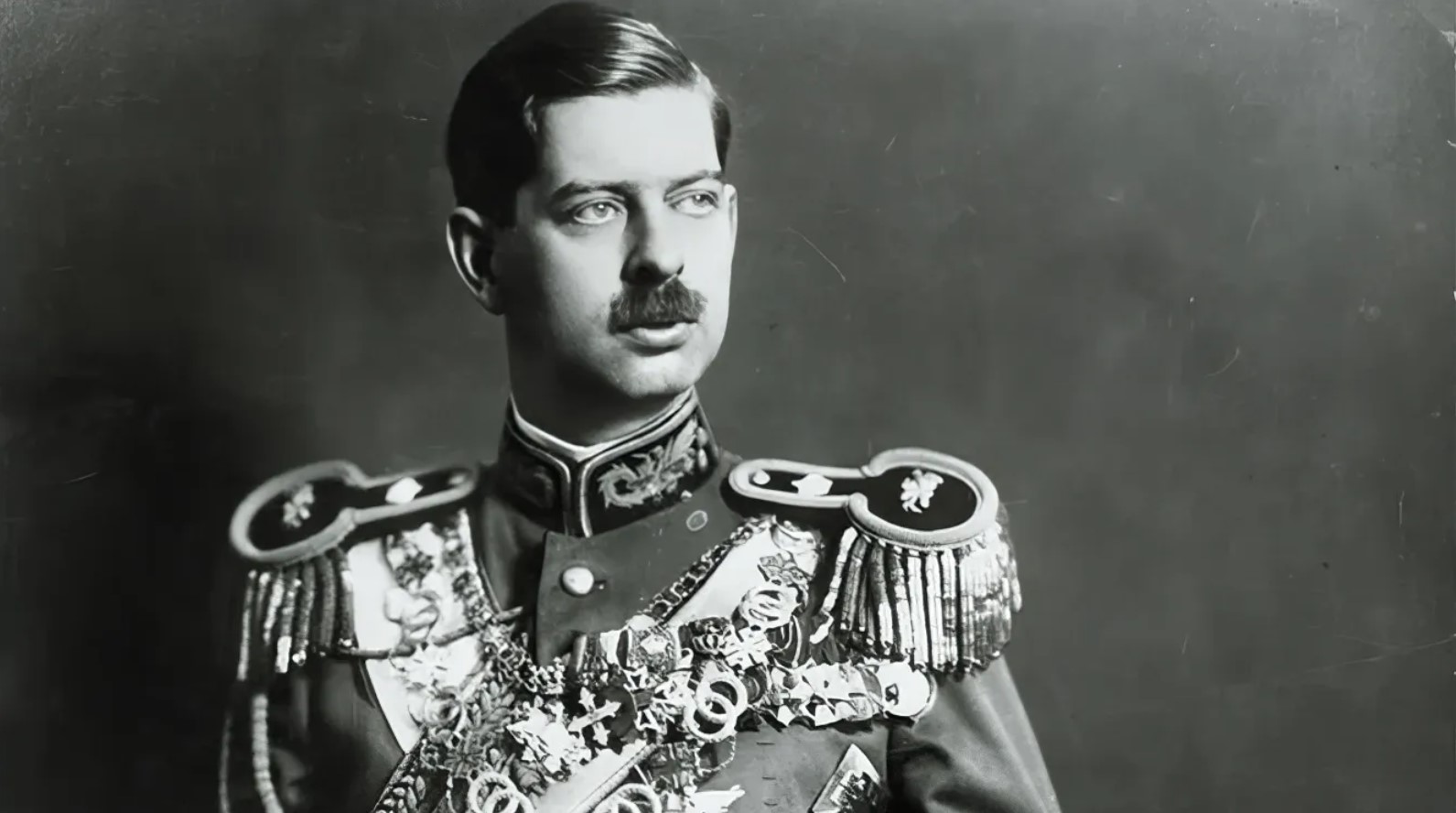 Румынский монарх Кароль II