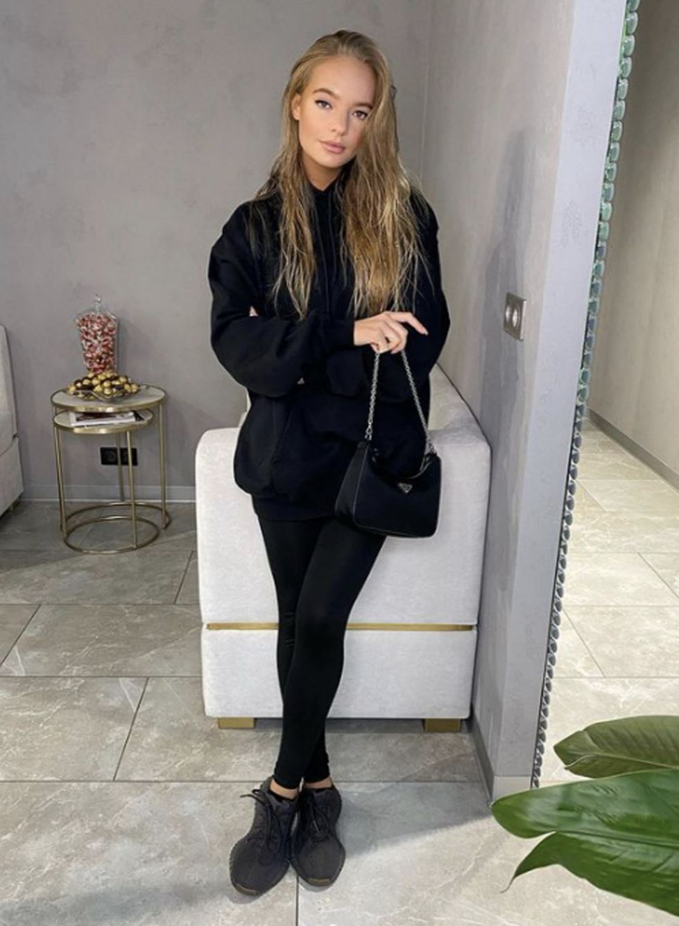 Lisa Peskova with a Prada Re-Edition bag (worth 155,000 rubles)