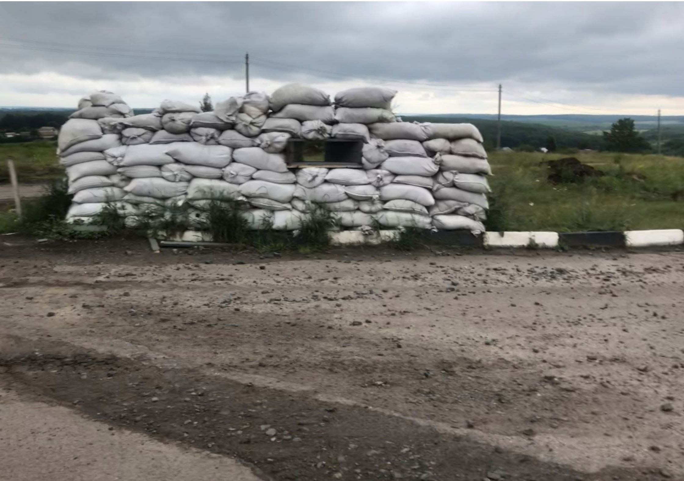 Gun emplacements in the Shebekino district