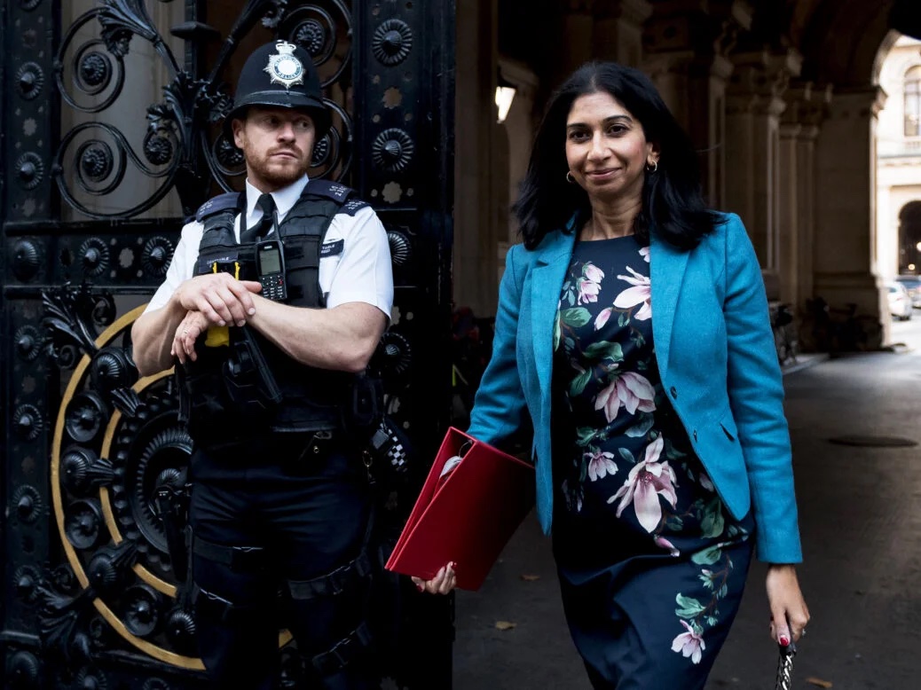 Сунак вернул Суэллу Браверман в правительство через неделю после ее отставки, вызванной обвинениями в утечке информации