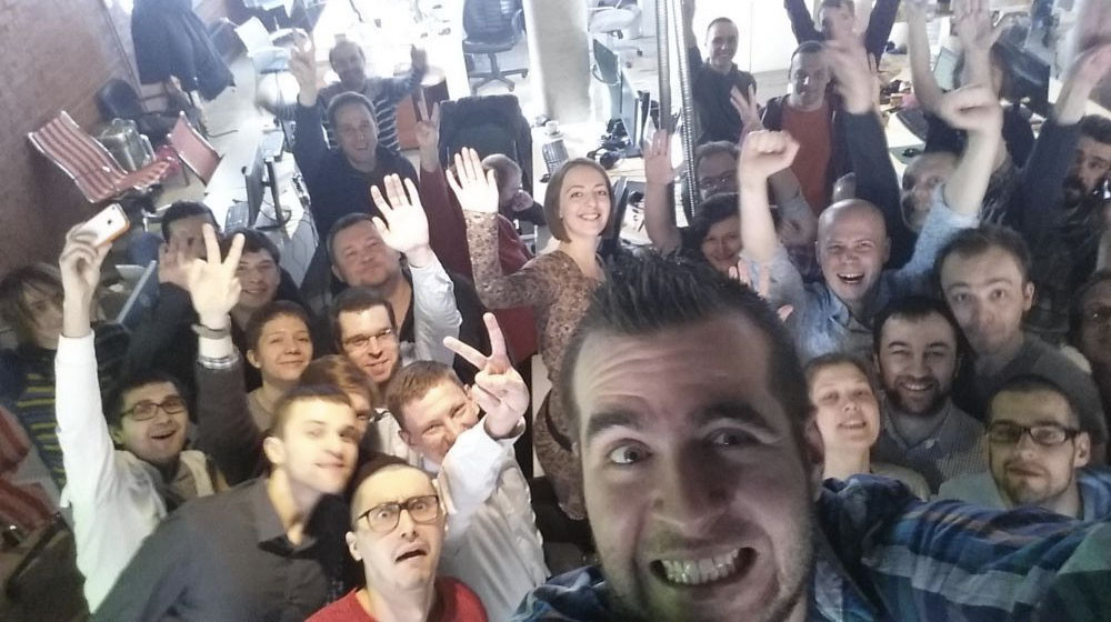 Фото Игоря Белкина, уволившегося вместе со всеми редактора соцмедиа «Ленты.ру»