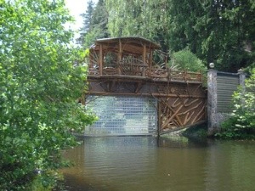 Загородка в акватории