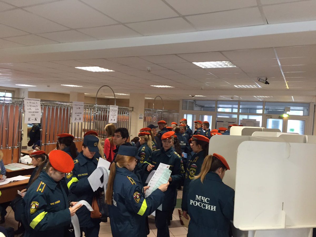 Курсанты МЧС в Бабушкинском районе