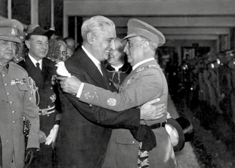 Салазар и Франко