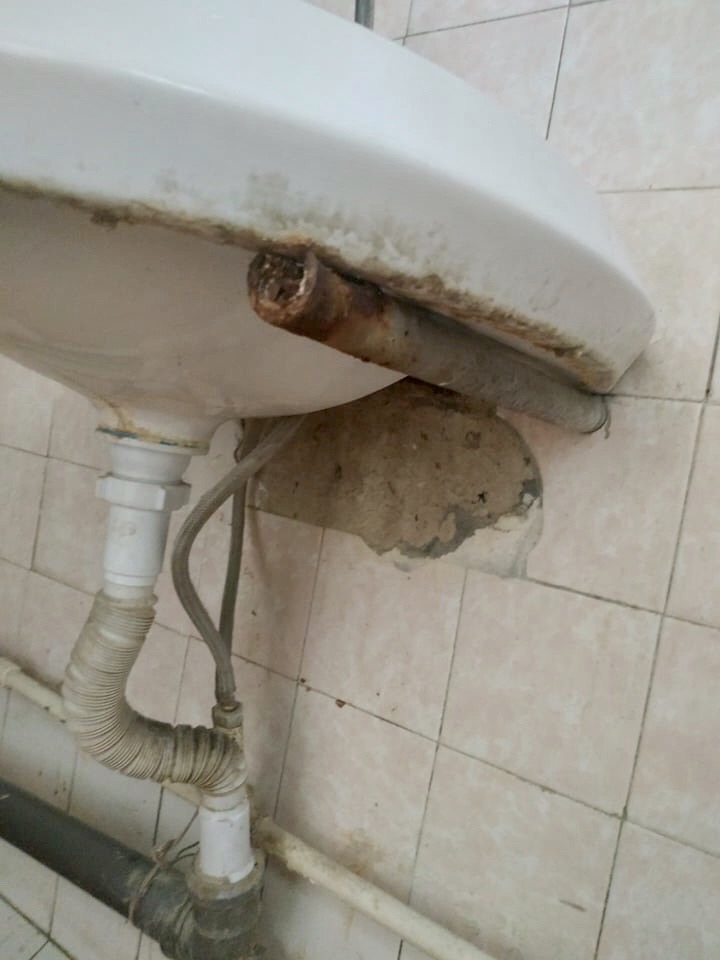 Санузел в ГБ № 4, Ростов-на-Дону