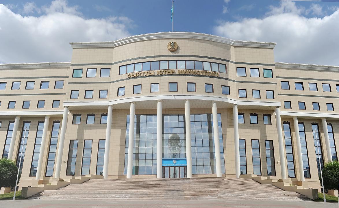Казахстан начнет выдавать «золотые визы» за инвестиции в $300 тысяч