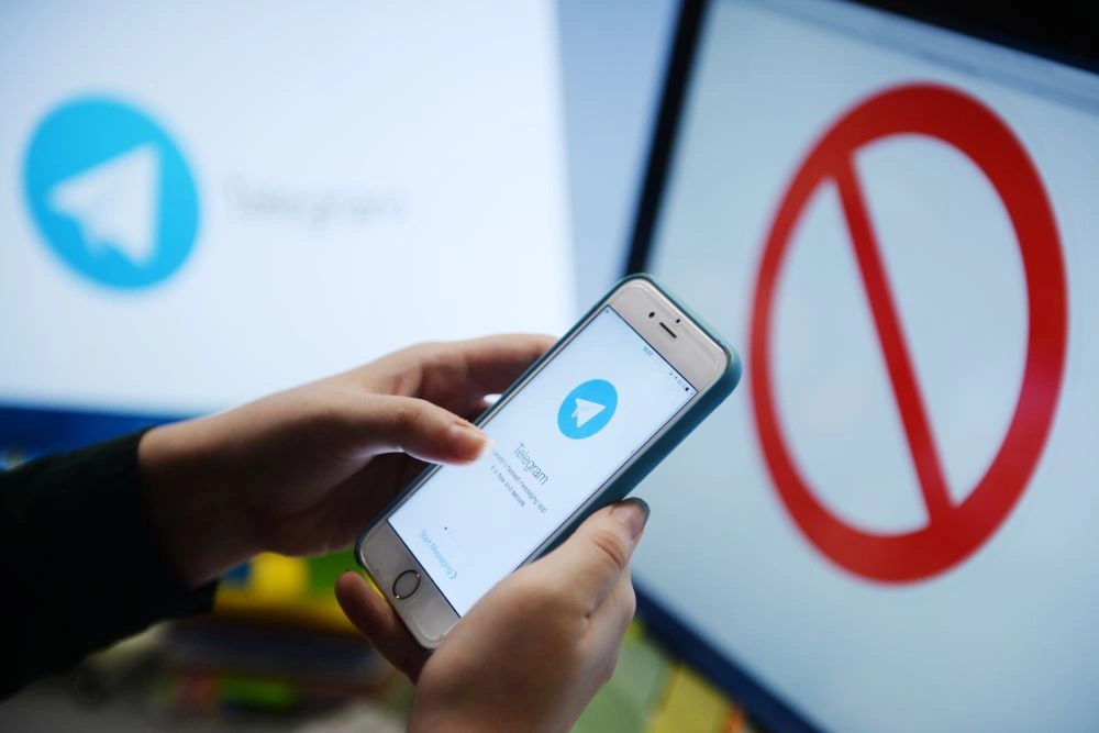 Russia Restricts Telegram Citing Legal Non-Compliance and Security Concerns