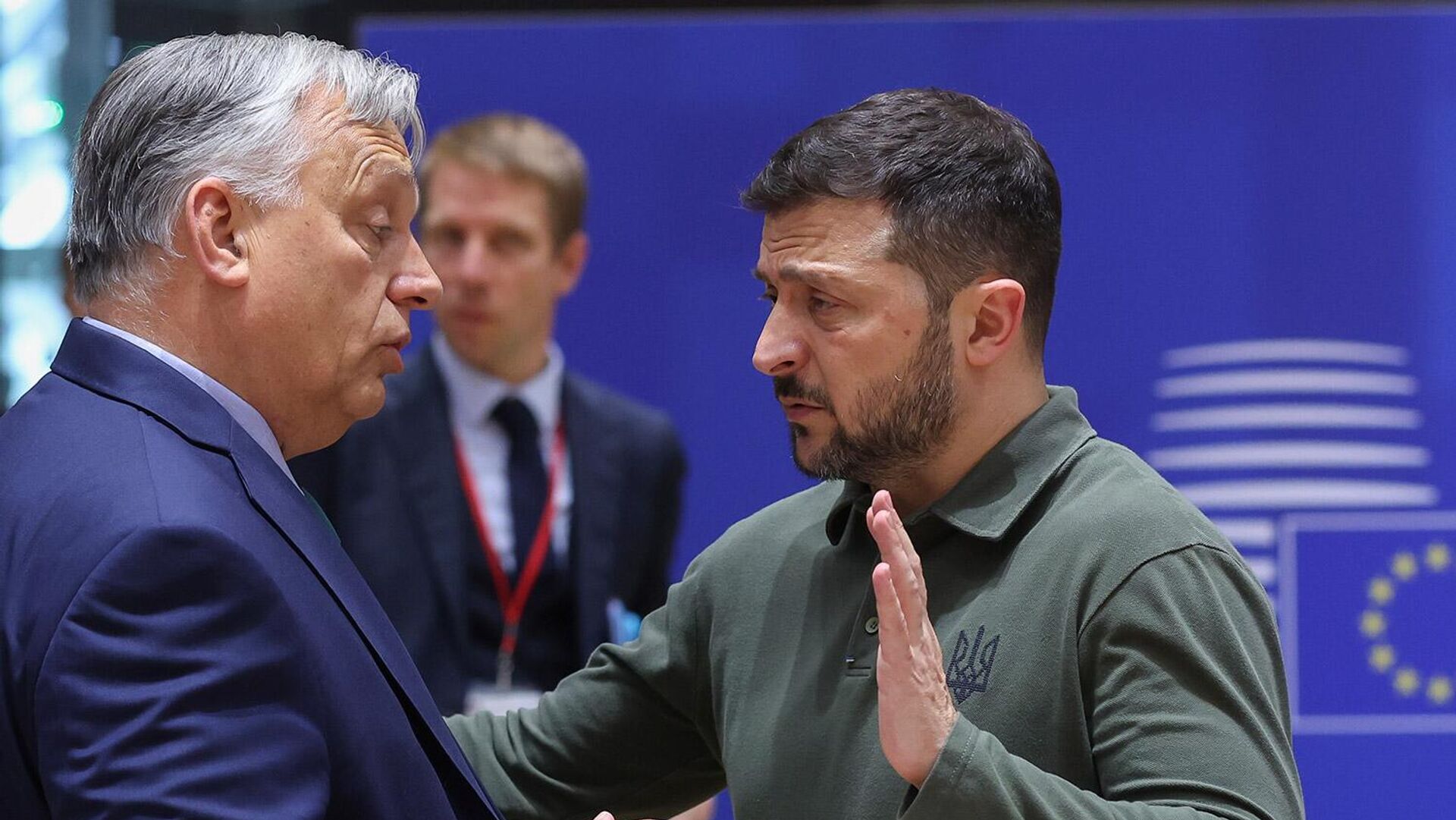 Hungary Detains Ukrainian Bank Employees Transporting Millions in Cash and Gold