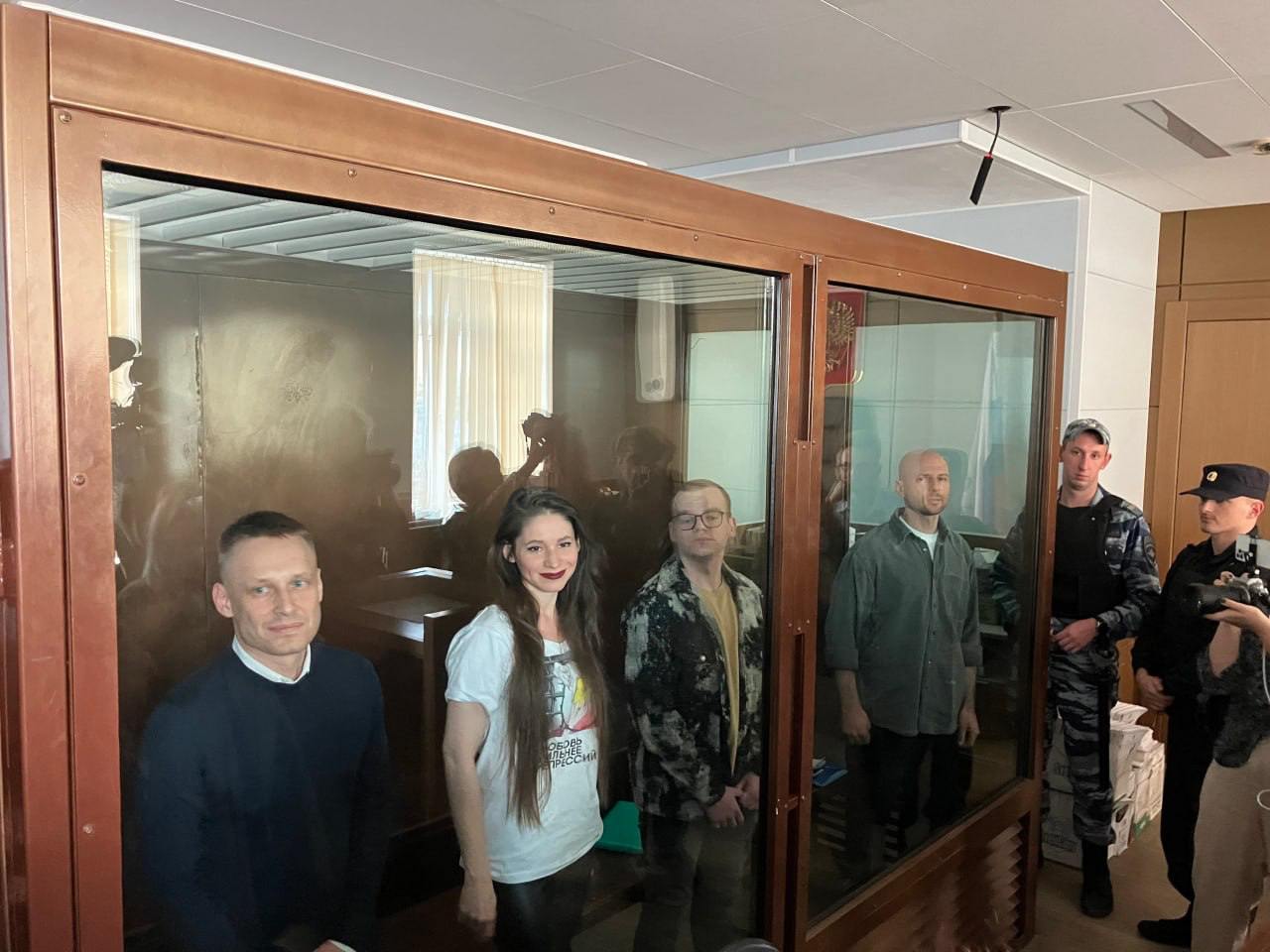 Осужденные в апреле журналисты Константин Габов, Антонина Фаворская, Артем Кригер и Сергей Карелин. Фото: «Медиазона»