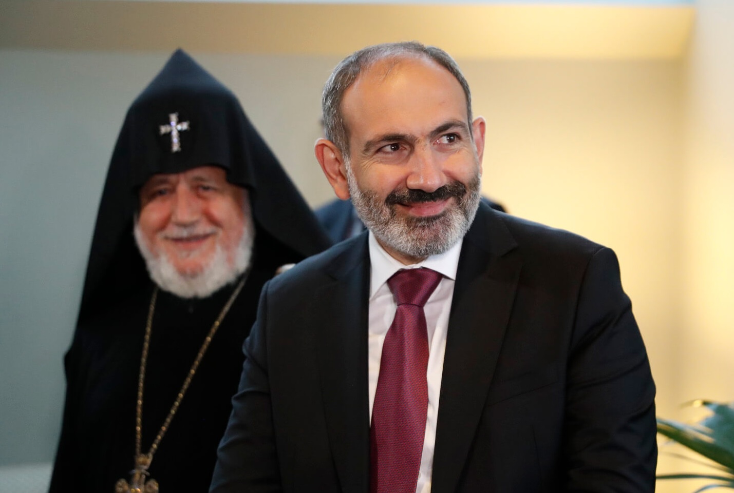 Гарегин II и Никол Пашинян. Фото: пресс-служба правительства Армении