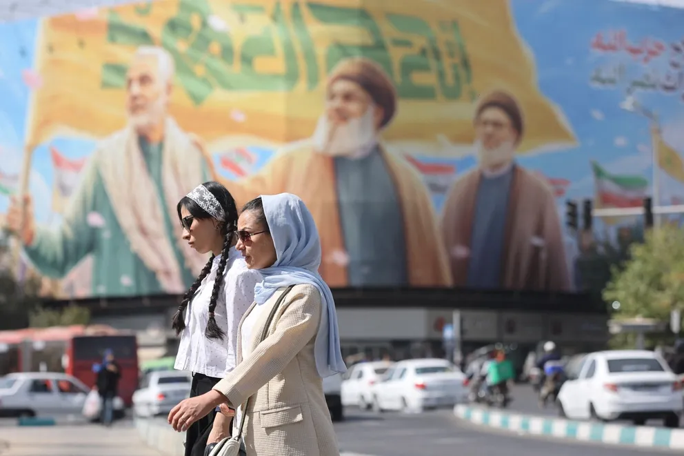 Женщины на улице в Тегеране, сентябрь 2025. Фото: Iran International