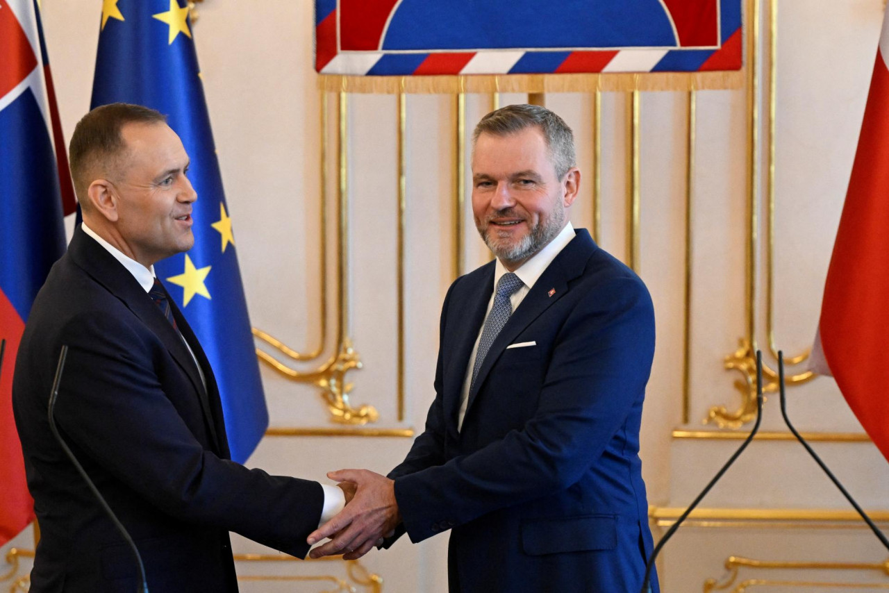 Питер Пеллегрини и Кароль Навроцкий. Фото: Reuters