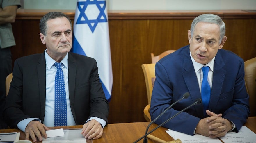 Министр обороны Исраэль Кац (слева) и премьер-министр Израиля Биньямин Нетаньяху (справа). Источник: Hadas Parush / Flash90