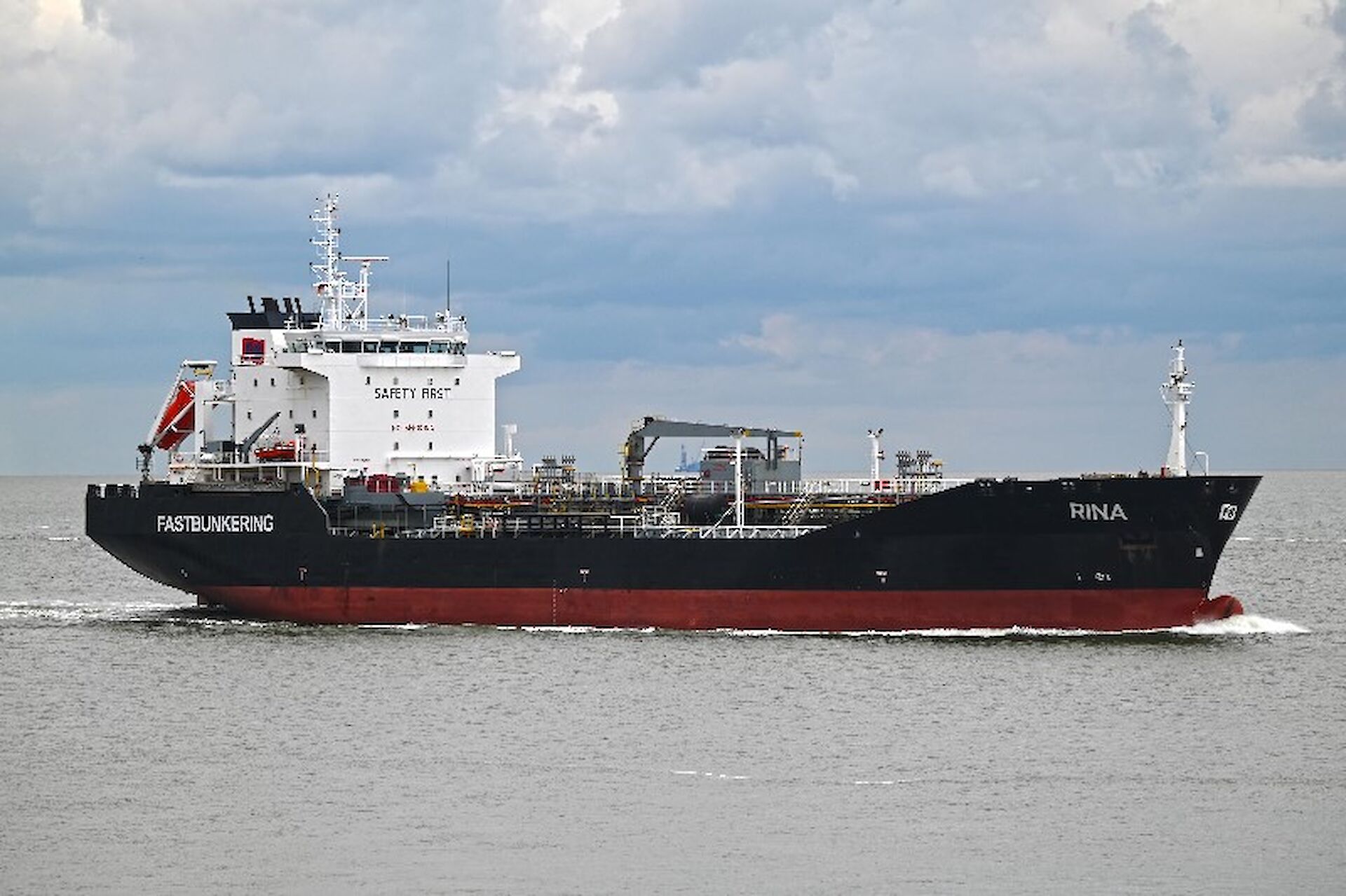 Photo: portofhamburg.com